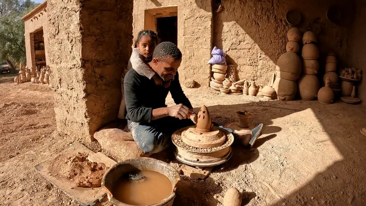 Pottery workshop with tea